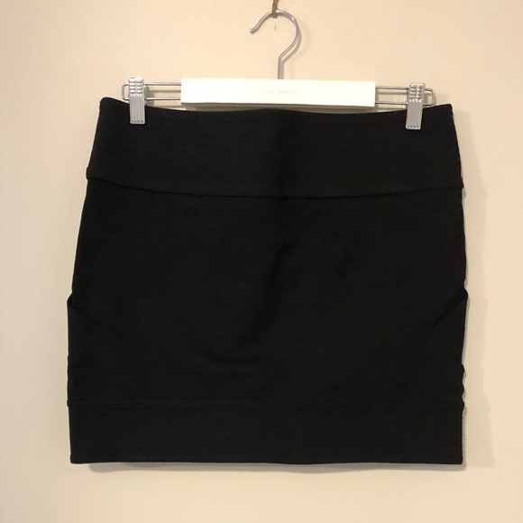 Black Diane von Furstenberg Mini Skirt - Picture 7 of 8